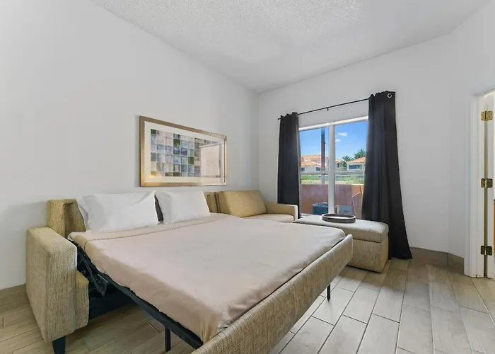 Upgraded 1 Bd 1 Ba 2 Queen Beds Apartment *