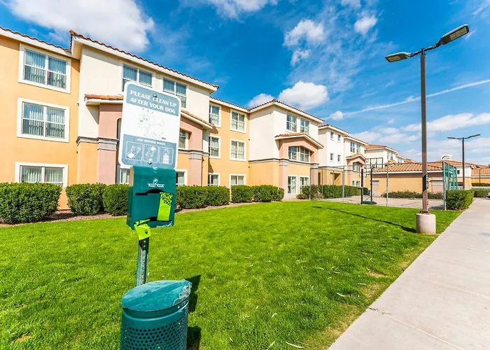 Apartment Upgraded 1 Bd 1 Ba 2 Queen Beds